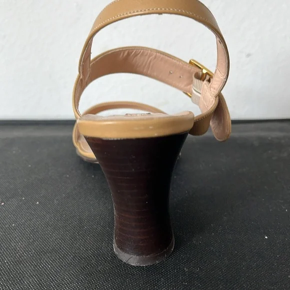 Adrienne Vittadini Furea Calf  Camel Heels Sandals 
Size 7N - Picture 3 of 5